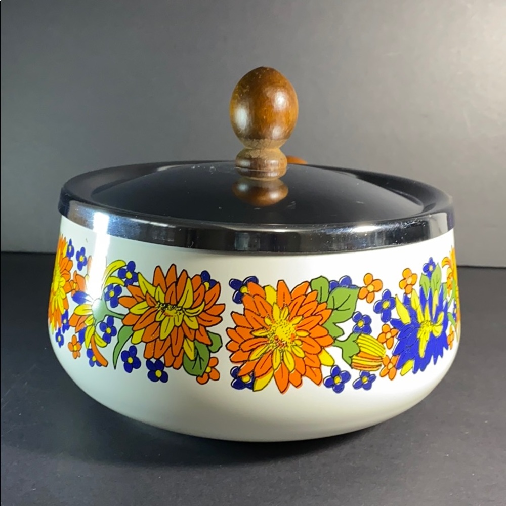 Vintage Fondue Pot - Picture 12 of 14